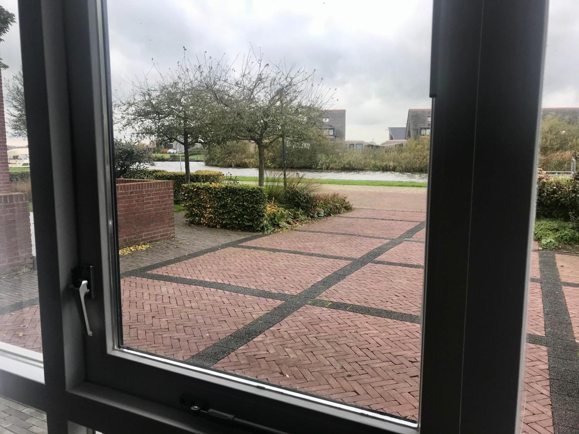 Gastenverblijf Villa Buitenplaats Wergea Contactloos Inchecken Naarderburen ภายนอก รูปภาพ